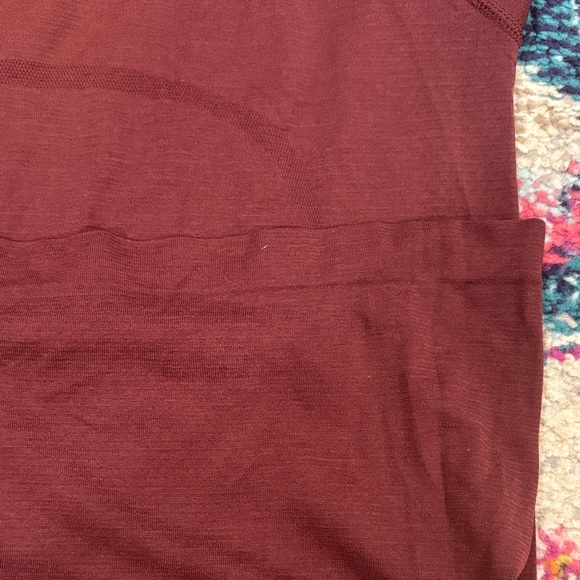 LULULEMON SWIFTLY TECH MAROON - Picture 3 of 3